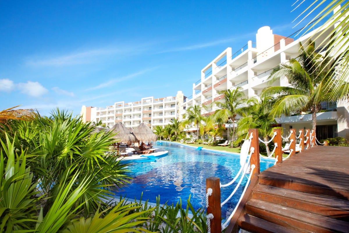 Hotels Resorts banner